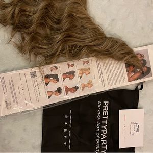 PrettyParty Ponytail